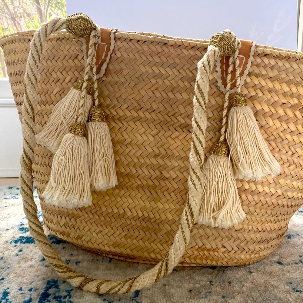 Giselle Ilaria beach tote with tassels and gold accents